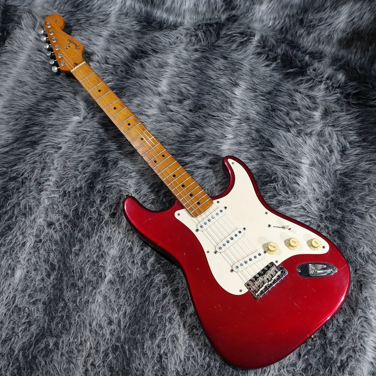 Fender American Vintage 57 Stratocaster Candy Apple Red 1990 Electric Guitar