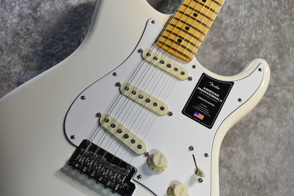 Fender American Professional II Stratocaster Olympic White