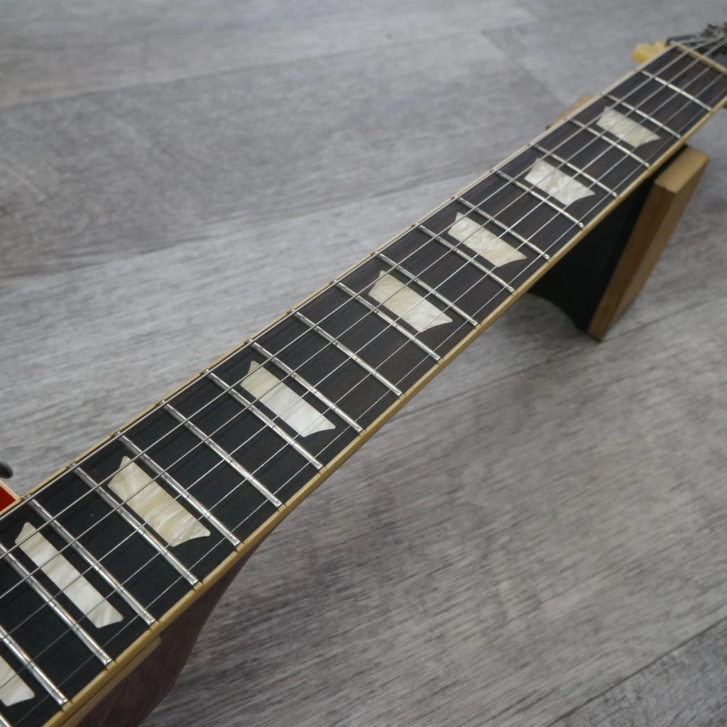 Gibson Les Paul Standard 2022 Cherry sunburst electric guitar