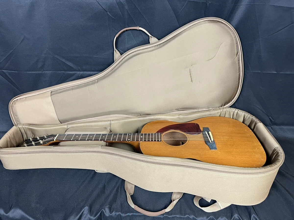 1961 Gibson LG-0 Acoustic Guitar w/Custom Taylor Case